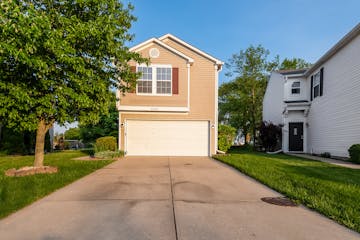 4549 Connaught East Dr Plainfield, IN 46168